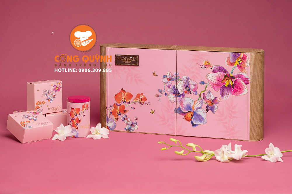 banh-trung-thu-brodard-2019-hop-ngoc-trai