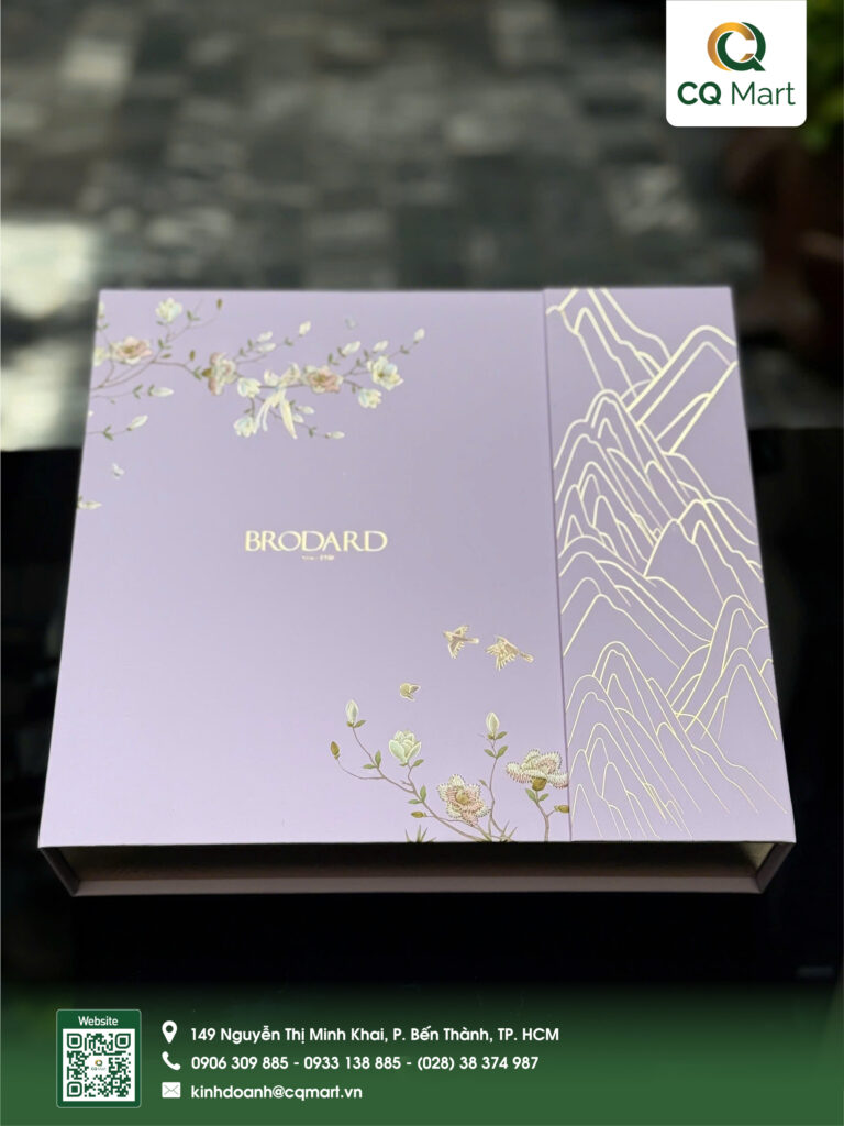 banh-trung-thu-brodard-hop-tim-lilac-theu-hoa-1
